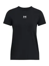 Remera de manga corta Under Armour, color negro, con cuello redondo acanalado y logo de la marca estampado en el centro del pecho.