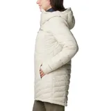 Campera tipo parka acolchada de largo medio, color beige, con capucha integrada, cierre frontal completo y bolsillos laterales con cremallera. Cuenta con tecnología de aislamiento térmico y puños con orificios para los pulgares.
