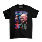 Remera negra de algodón con estampado gráfico frontal que incluye diversos personajes y el texto Muertevideo.