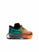 Championes de trail running Columbia modelo Konos Speed Trail, con diseño degradado en tonos naranja y verde, suela de gran tracción y mediasuela amortiguada.
