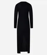 Vestido midi de manga larga confeccionado en tejido de punto texturizado, con escote en U y tajo en la parte posterior. Diseño ajustado al cuerpo.
