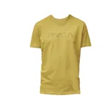 Remera color mostaza con logo RVCA estampado en el pecho.