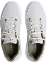 Zapatillas urbanas Calvin Klein con capellada de nailon ripstop reciclado en color gris claro. Presentan suela chunky de TPR, cordones técnicos y el monograma 'ck' distintivo en el lateral.