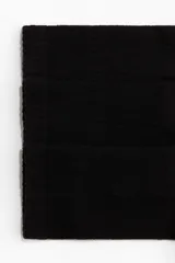 Pack de cinco pares de medias de caña media, confeccionadas en tejido acanalado de algodón suave con borde superior elástico.