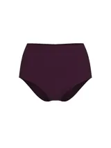 Bombacha tipo brief de tiro alto, color bordó, confeccionada en microfibra suave y sedosa con diseño sin costuras y acabado invisible bajo la ropa.