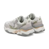 Championes deportivos Joma modelo C1400 Lady, color gris, blanco y verde, con capellada de piel sintética y textil transpirable, mediasuela de phylon reciclado y suela de caucho reciclado.