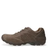 Zapatos casuales Caterpillar modelo Riff 2, confeccionados en cuero marrón con costuras reforzadas a la vista y suela de goma con relieve antideslizante.