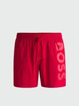 Shorts de baño Boss modelo Octopus, color gris, con cintura elástica y cordón ajustable blanco. Cuenta con el logotipo de la marca estampado en vertical sobre la pierna izquierda.