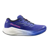 Championes de running Salomon Aero Blaze 3 de color azul con detalles en fucsia, amarillo y suela blanca. Cuenta con capellada de malla transpirable y amortiguación optimizada.
