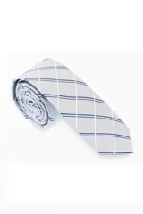 Corbatín Florenzi color fucsia con patrón geométrico en relieve, ideal para ocasiones formales.