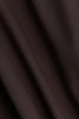 Top de manga larga de microfibra, con escote cuadrado y ajuste entallado.