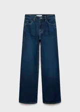 Jeans tiro alto wide leg de color azul, con diseño de cinco bolsillos, presillas para cinturón y cierre frontal con cremallera y botón.