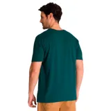 Remera verde oscuro de manga corta con logo de Caterpillar estampado en blanco en el pecho.