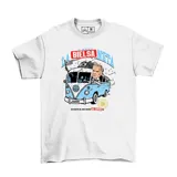 Remera blanca de algodón con estampado frontal que ilustra una camioneta Volkswagen celeste conducida por Marcelo Bielsa, con la inscripción 'La Bielsaneta' y 'Subite bo, nos vamos de copas'.