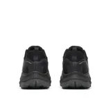 Championes de senderismo Merrell modelo Tempo Exp, color negro con detalles en gris oscuro. Presentan una construcción robusta con malla transpirable y refuerzos sintéticos, cuello acolchado, cierre de cordones y suela de goma con tacos para mayor tracción y absorción de impactos.