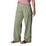 Pantalón Columbia para mujer, de color verde, con cintura elástica y diseño transpirable de estilo retro con acabado repelente al agua y manchas Omni-Shield.