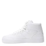 Championes de caña alta color blanco, con cordones y suela de goma.