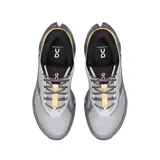 Championes On Running modelo Cloudrunner 3 M, color gris con detalles en negro y amarillo suave, diseñados para running con tecnología CloudTec.