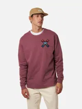 Sudadera azul marino de algodón con cuello redondo y manga larga. Presenta un estampado geométrico multicolor en la espalda y el logo de la marca en la parte superior.