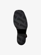 Sandalias negras de cuero vacuno con plataforma y tiras cruzadas.