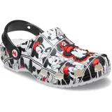 Zuecos clásicos Crocs, color blanco con estampado de cómic en blanco y negro de Mickey Mouse, con detalles en rojo. Cuentan con correa de talón pivotante negra y dijes Jibbitz™ temáticos, incluyendo un dije con la letra 'M' roja.