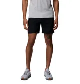 Short de baño negro con tecnología Omni-Shield y Omni-Shade UPF 50. Cuenta con cintura elástica ajustable con cordón, calzoncillos interiores de malla, bolsillos laterales y un bolsillo trasero con cierre de seguridad.