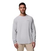 Remera de manga larga Columbia PFG, color gris claro, con cuello redondo y logo de la marca estampado en el pecho. Confeccionada en tejido técnico transpirable con tecnología de protección solar y absorción de humedad.
