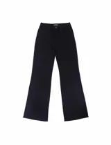 Pantalón de jean negro de corte flare, tiro medio y acabado sin costura.