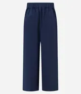 Pantalón pantacourt azul marino de viscosa con lazo delantero, cintura elástica y bolsillos delanteros.