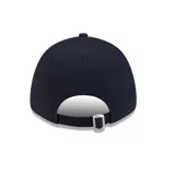 Gorra tipo baseball New Era modelo 9FORTY, color azul marino, con diseño estructurado y visera curva. Presenta bordado frontal con el logo y nombre del equipo Detroit Tigers en colores blanco y naranja.