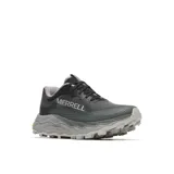 Sneaker de trail running Merrell Agility Peak 6 en color gris oscuro con suela gruesa gris y cordones negros. Cuenta con la inscripción "MERRELL" en el lateral y suela Vibram.