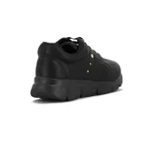 Championes urbanos Comfortflex color negro, con cordones elásticos y detalles dorados.