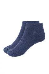 Pack de tres pares de soquetes negros de la marca Legacy, con finas rayas grises en la parte superior.