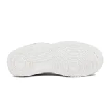 Zapatillas urbanas Avia modelo Guadalupe, color blanco, con cordones y suela plana.