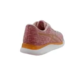 Championes Asics Streetwise de mujer, color gris oscuro con detalles en rosa y logo de la marca en los laterales. Capellada de malla transpirable y entresuela de EVA para mayor amortiguación.