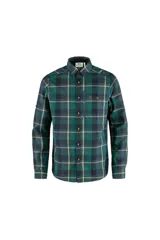 Camisa de franela a cuadros verde, azul y amarillo, de corte clásico, manga larga y bolsillo en el pecho.