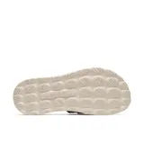 Sandalia tipo slide de la marca Merrell, con capellada de cuero negro y correa ajustable con hebilla. Presenta una plantilla revestida en corcho y una entresuela de espuma de plataforma en color crema.