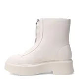 Botas Chelsea color blanco hueso con plataforma y cierre frontal con cremallera.