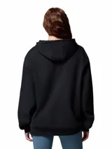Buzo tipo canguro Columbia de color negro, con capucha ajustable mediante cordones, bolsillo frontal tipo canguro y puños y dobladillo acanalados. Presenta el logo de la marca bordado en el pecho.