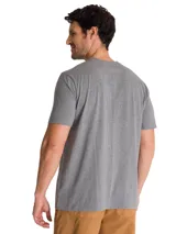Remera gris melange de manga corta con el logo de CAT estampado en color amarillo en el pecho.