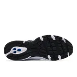 Championes New Balance modelo 740, completamente blancos, con paneles de malla transpirable y superposiciones sintéticas. Presentan el logo 'N' en el lateral y la tecnología de amortiguación ABZORB en el talón.