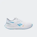 Championes de running Reebok Energen Tech Plus 2, color blanco con detalles en celeste y naranja. Confeccionados con parte superior de malla transpirable, entresuela de espuma Floatride Fuel y suela de goma.
