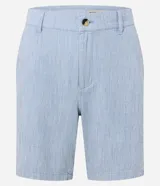 Bermuda slim de lino y algodón color beige, de corte ajustado, con trabillas para cinturón y bolsillos laterales y traseros.