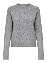 Sweater tejido de manga larga con cuello redondo y diseño de trenzas central. Presenta mangas raglán y terminaciones acanaladas en puños y ruedo.