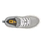 Sneaker Caterpillar modelo Intruder Lite, color gris con suela chunky blanca. Presenta un diseño robusto con paneles de gamuza y cuero sintético, cordones blancos y logo de la marca en el lateral.