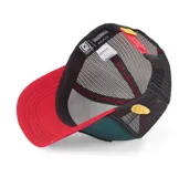Gorra tipo trucker de CapsLab con diseño de Shenron de Dragon Ball. Presenta frente y visera en colores verde y rojo, con panel posterior de malla negra y parche bordado del personaje en el frente.