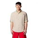 Camisa de manga larga Columbia modelo Tamiami II, color beige, con cuello abotonado, bolsillos frontales con solapa y aberturas de ventilación en la espalda. Confeccionada en tejido técnico ultraligero con protección solar y propiedades de secado rápido.