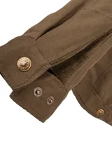 Campera color beige de gabardina 100% algodón, con cuello marrón de pana, cierre metálico reforzado, bolsillos internos y externos, forro de paño, puños y cintura ajustables.