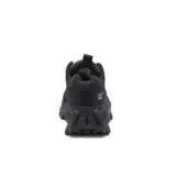 Championes Caterpillar modelo Intruder Blackout, diseño unisex de estilo robusto y urbano. Confeccionados en una combinación de cuero nubuck y malla de nylon, cuentan con una suela de plataforma dentada de gran tracción y cierre mediante cordones.
