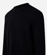 Remera de manga larga Ripping con cuello redondo y textura, confeccionada en una mezcla de algodón, poliéster y viscosa. Presenta un corte regular tradicional que se ajusta de forma anatómica al cuerpo.